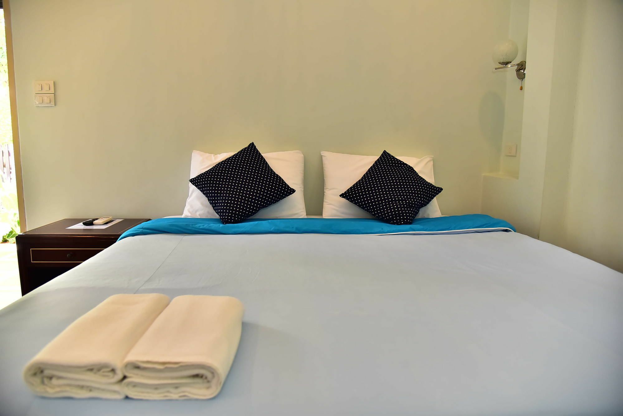 The House At Pranburi Hotel Екстериор снимка